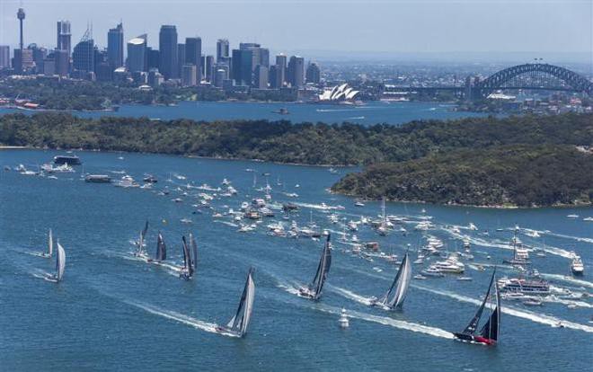 Rolex Sydney Hobart Yacht Race. На низком старте