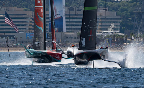37th America's Cup. Погода смилостивилась, и лодки полетели